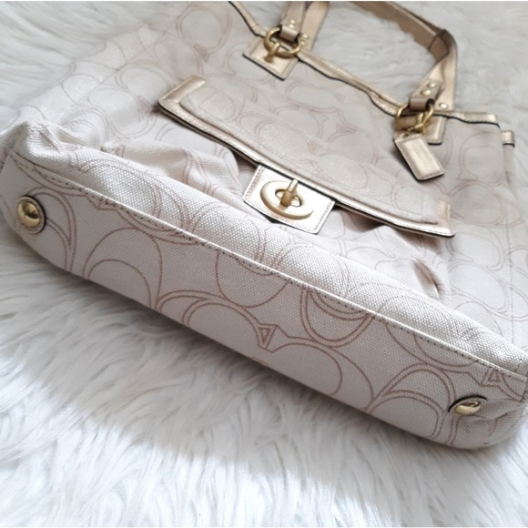 Coach Penelope Linen/Leather Handbag - Picture 7 of 13